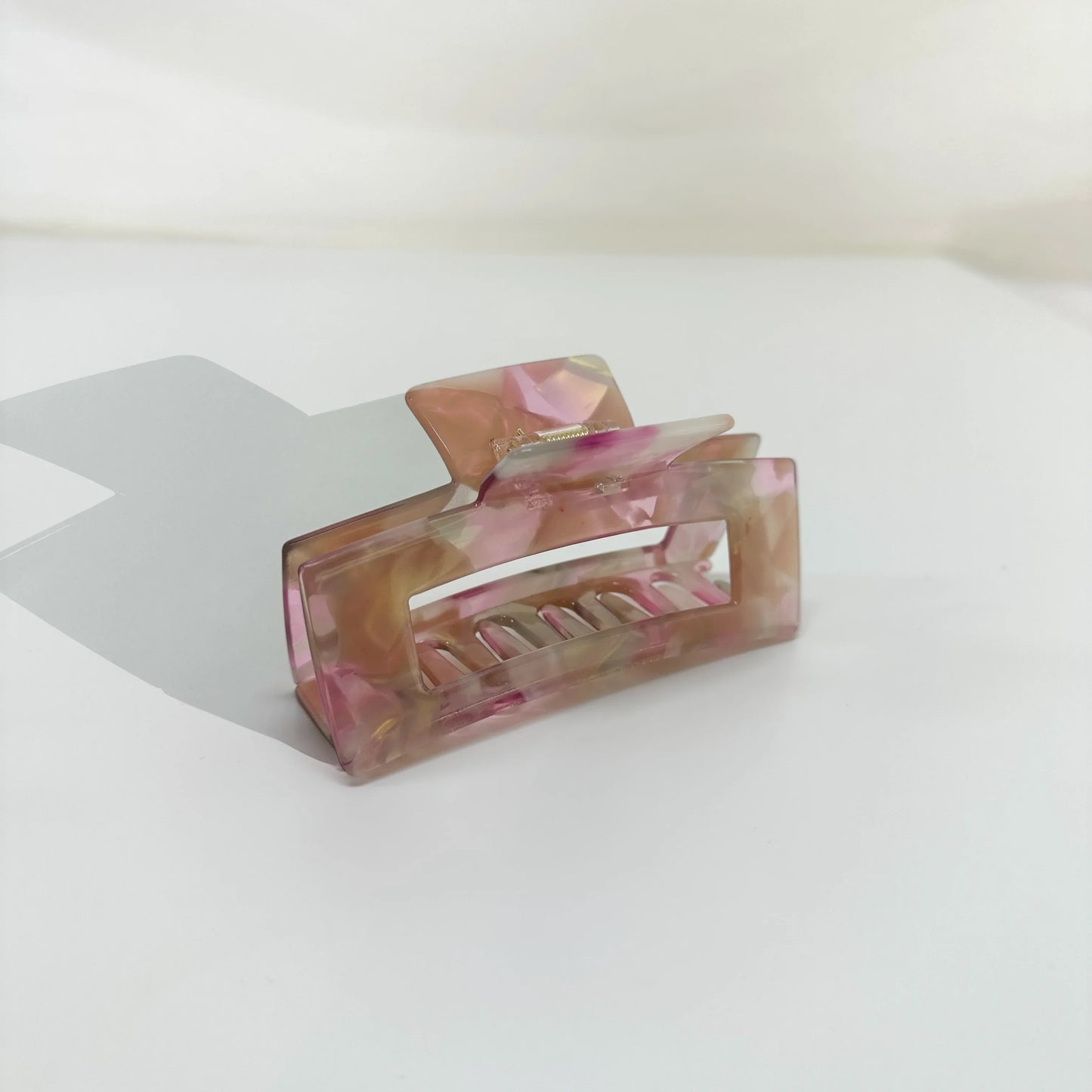 TAWNY HAIRCLIP